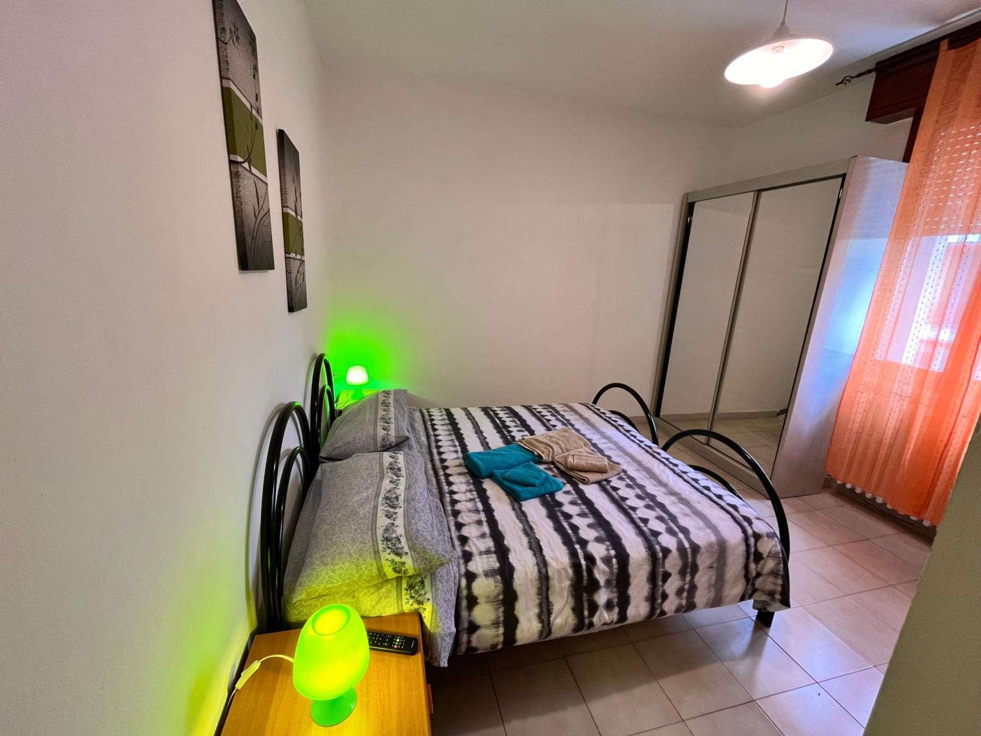 Good House- Ampio Appartamento Vicino Al Mare Rimini Luaran gambar