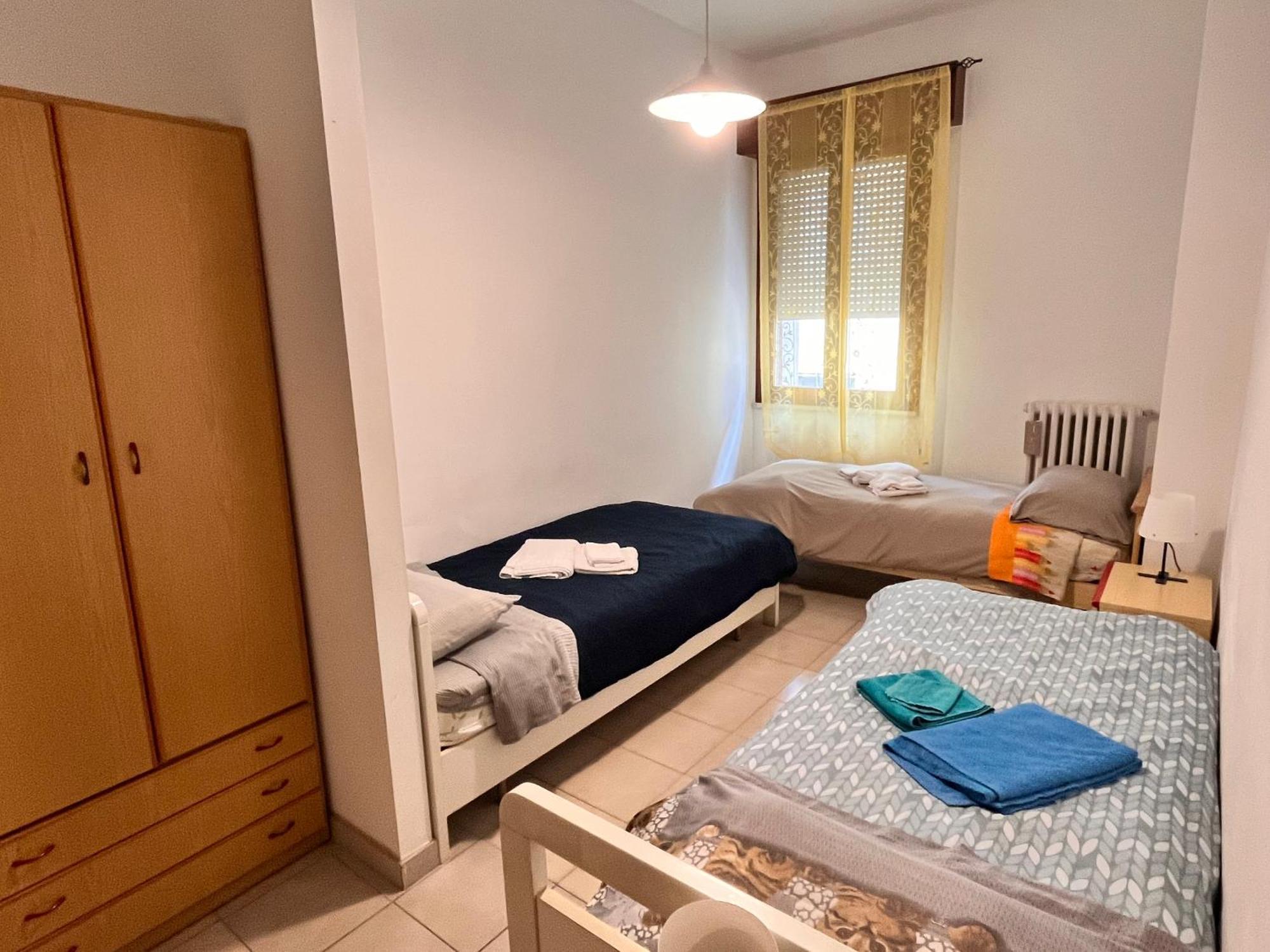 Good House- Ampio Appartamento Vicino Al Mare Rimini Luaran gambar