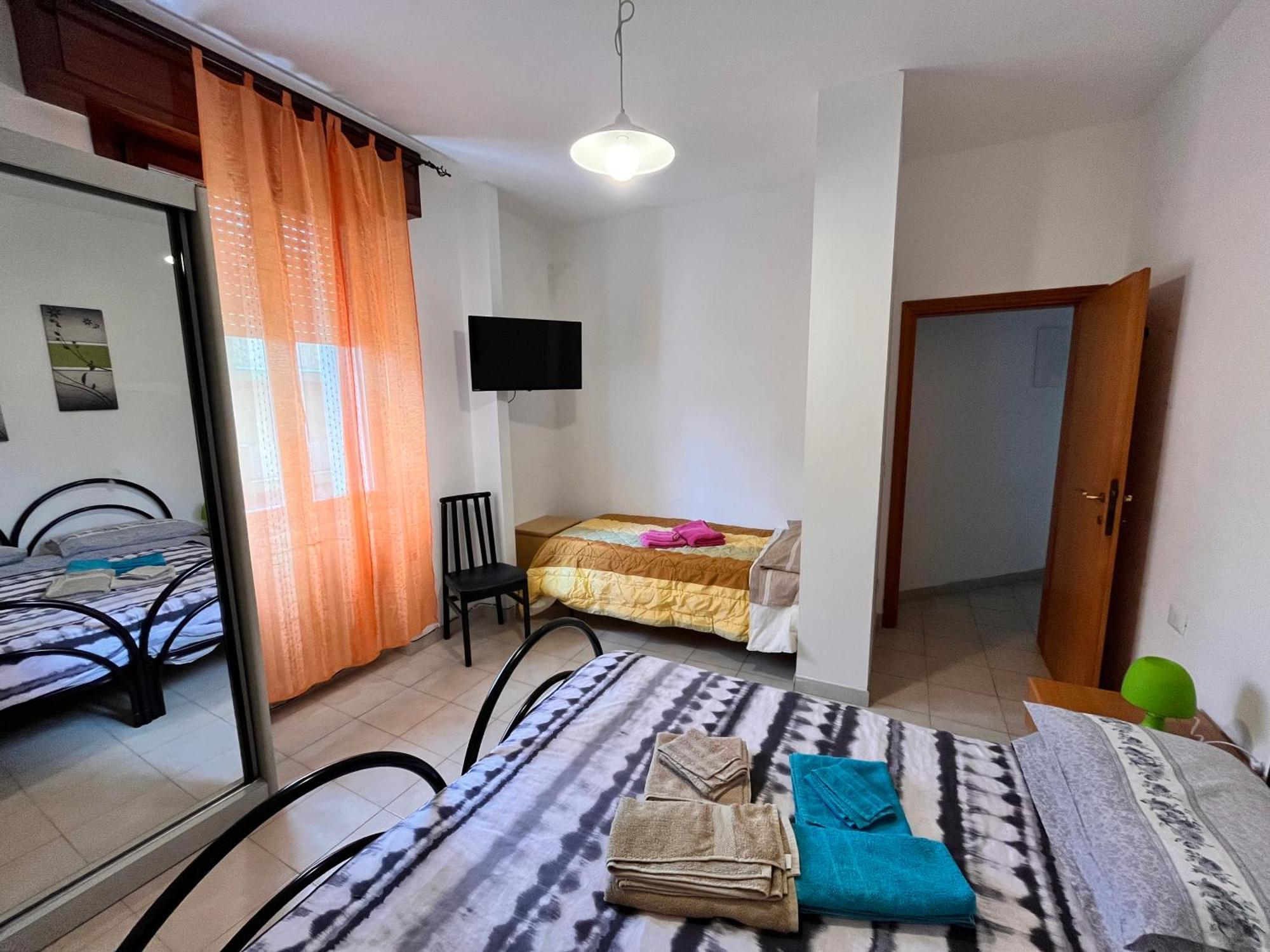 Good House- Ampio Appartamento Vicino Al Mare Rimini Luaran gambar