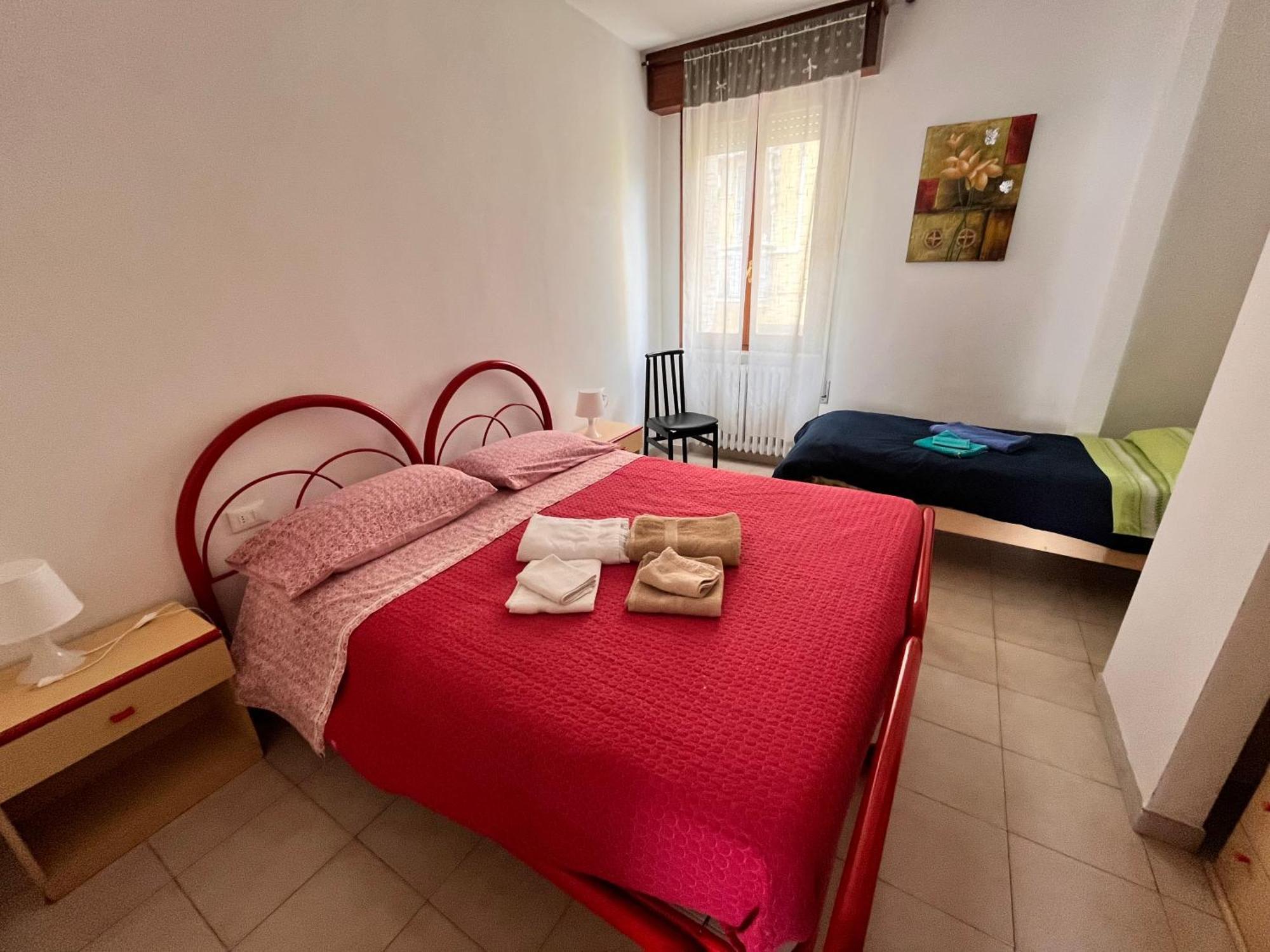 Good House- Ampio Appartamento Vicino Al Mare Rimini Luaran gambar